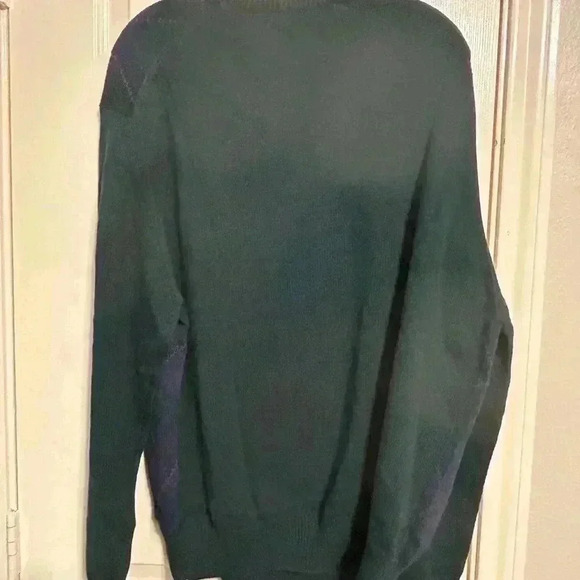 Hunt club brand- men’s XL pullover sweater- NWT- super soft- green and plaid 

C - Picture 3 of 5
